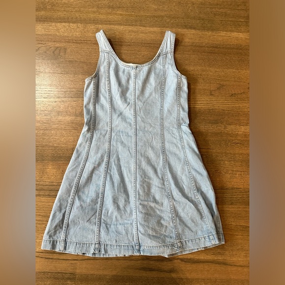 Madewell Denim Sleeveless Seamed Mini Dress-Light Wash-Size 4 - Picture 6 of 13